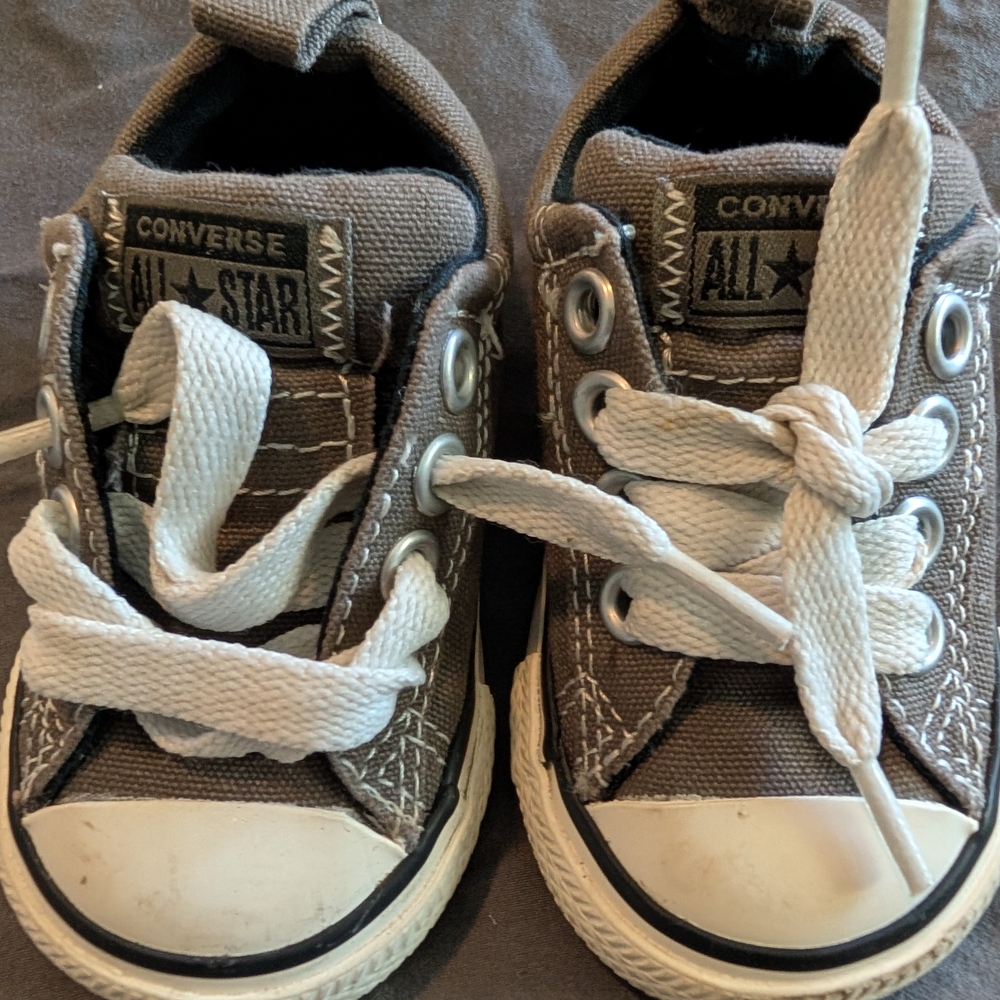 Converse Kids Sneakers in Brown and White